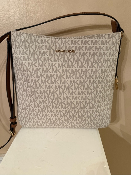 Michael Kors Handbags - Michael Kors White and Brown Signature MK Shoulder Bag EUC
